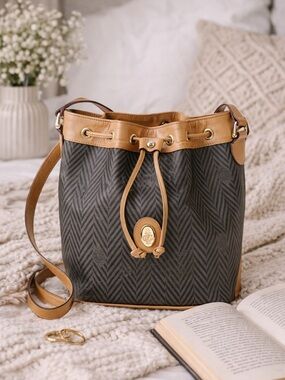 Mark Cross Tan Black Bucket Bag Drawstring Crossbody Leather Trim VLuxury Purse